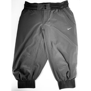 Nike Dri-Fit capris, women’s size medium